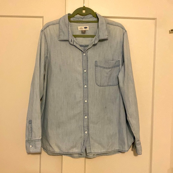 Chambray button-down shirt - Picture 2 of 7